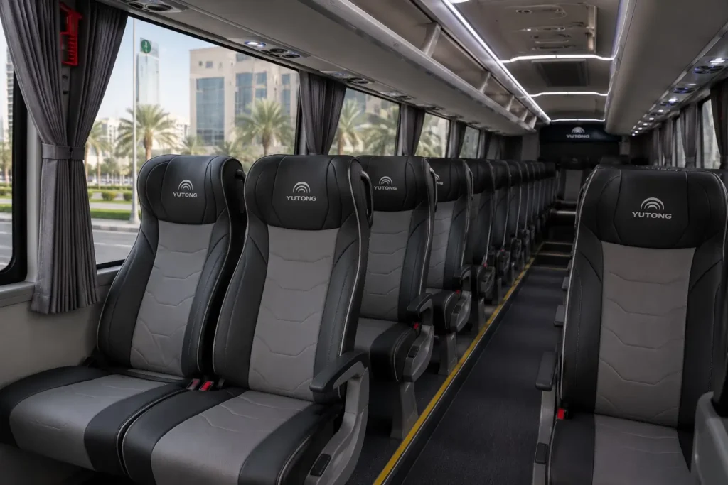 Bus - Photo 4