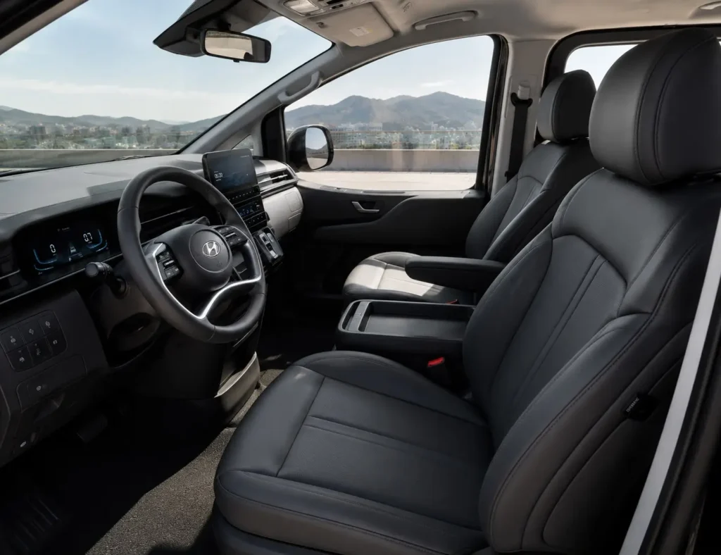Hyundai Staria - Photo 3
